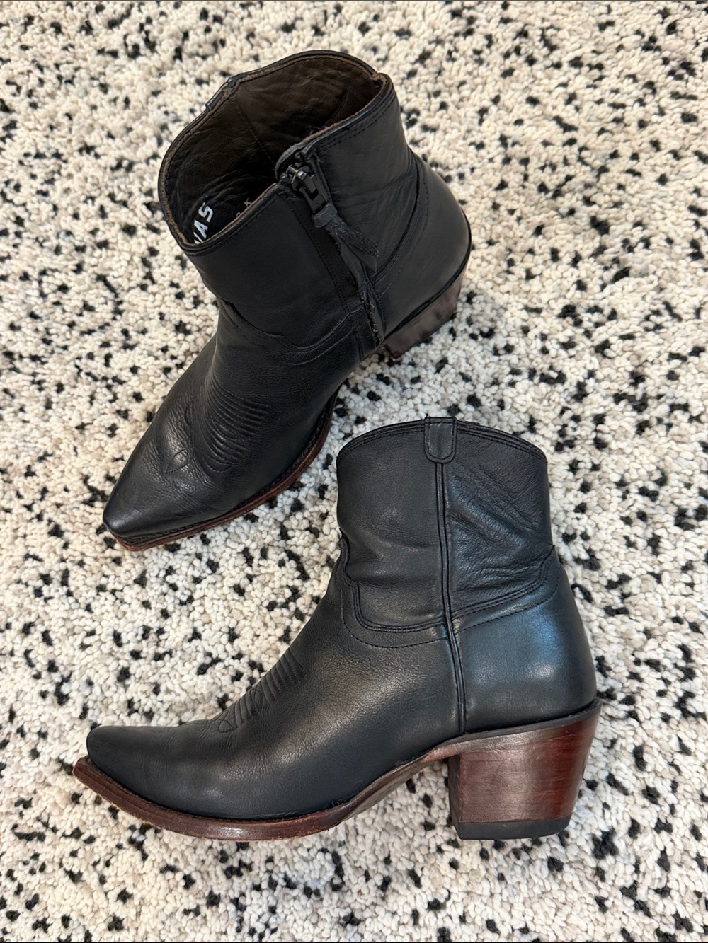 Tecovas Daisy in Black